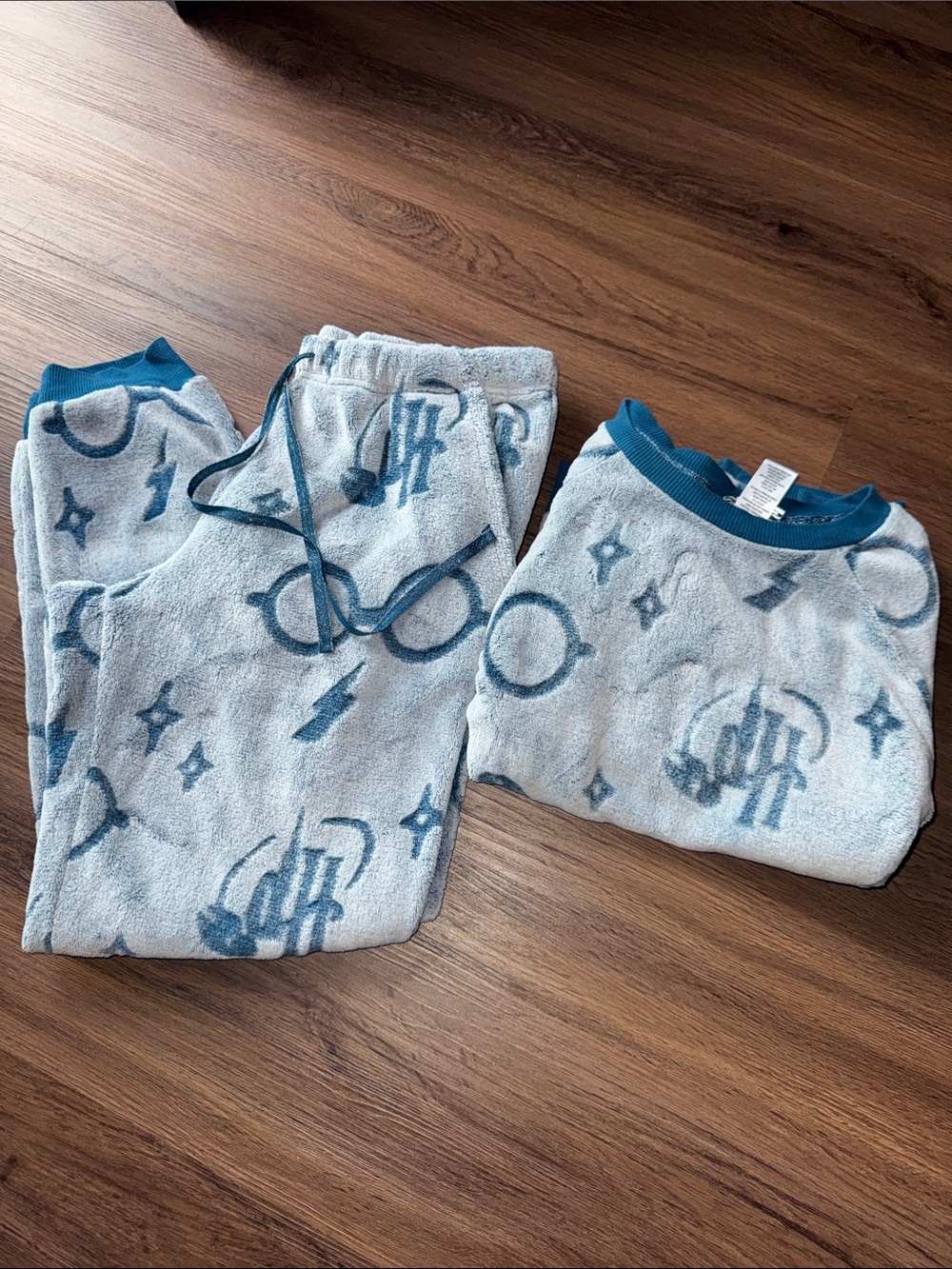 Cozy Blue Plush Harry Potter 2 Piece Set